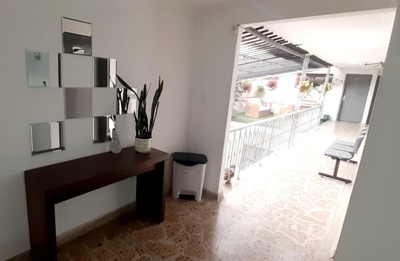 Hotel A & A Santa Alejandria Medellín Extérieur photo