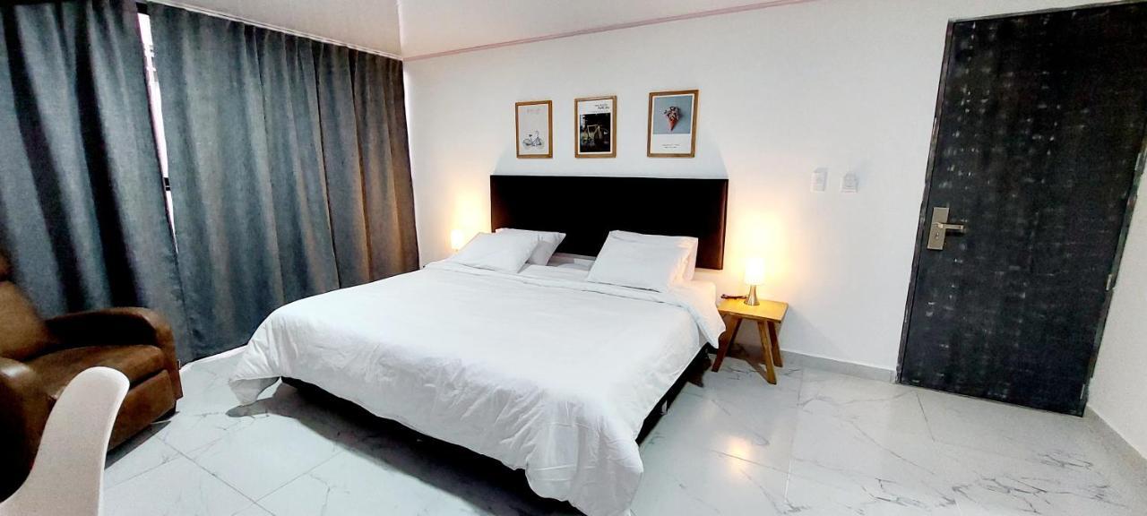 Hotel A & A Santa Alejandria Medellín Extérieur photo