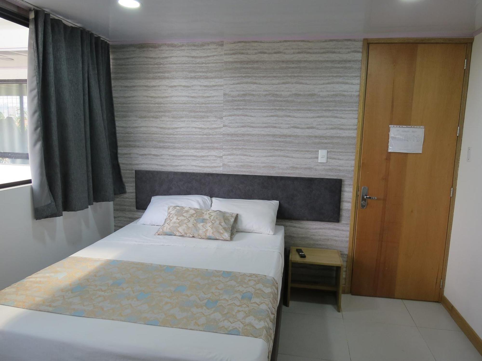 Hotel A & A Santa Alejandria Medellín Extérieur photo