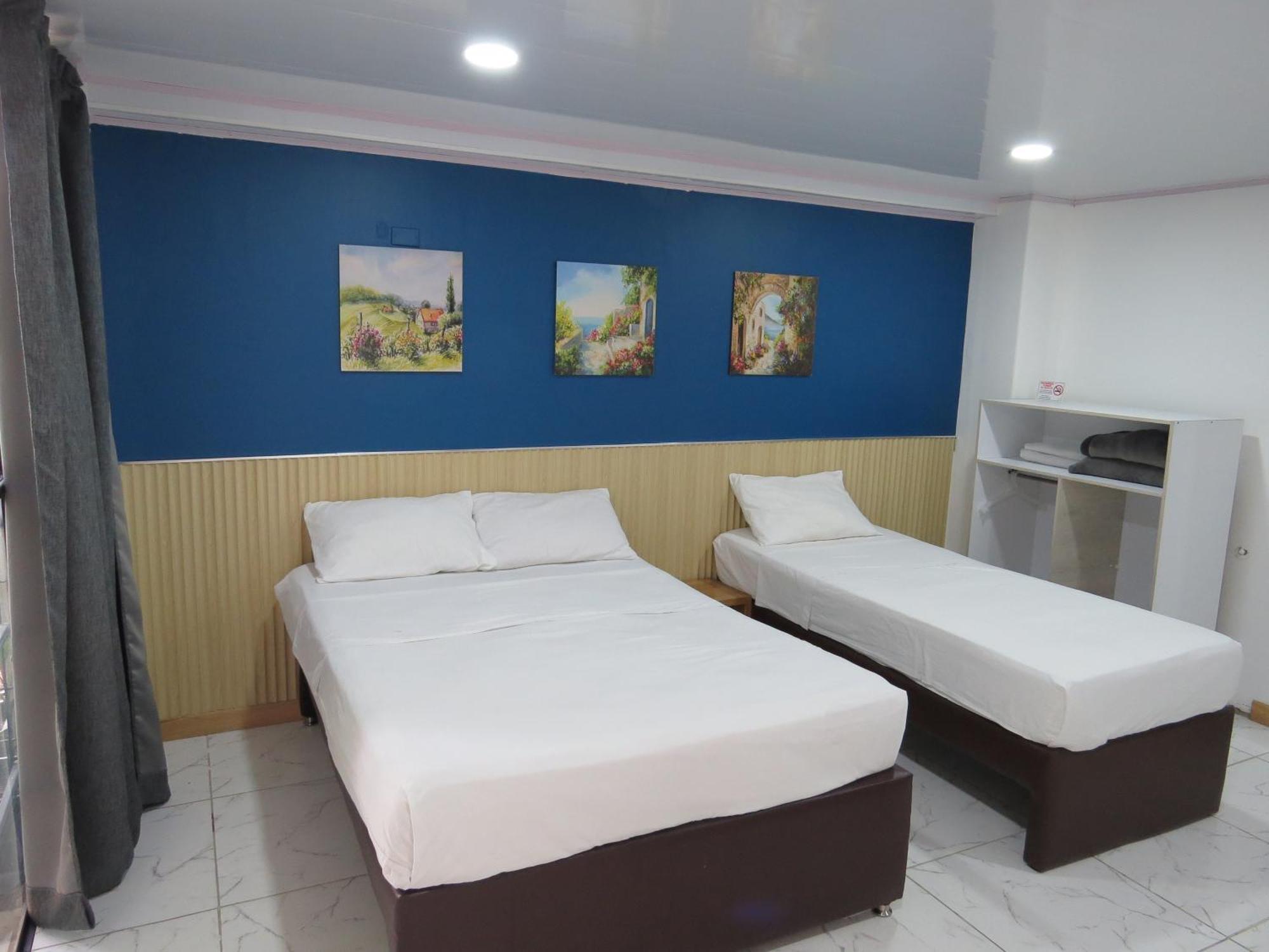 Hotel A & A Santa Alejandria Medellín Extérieur photo
