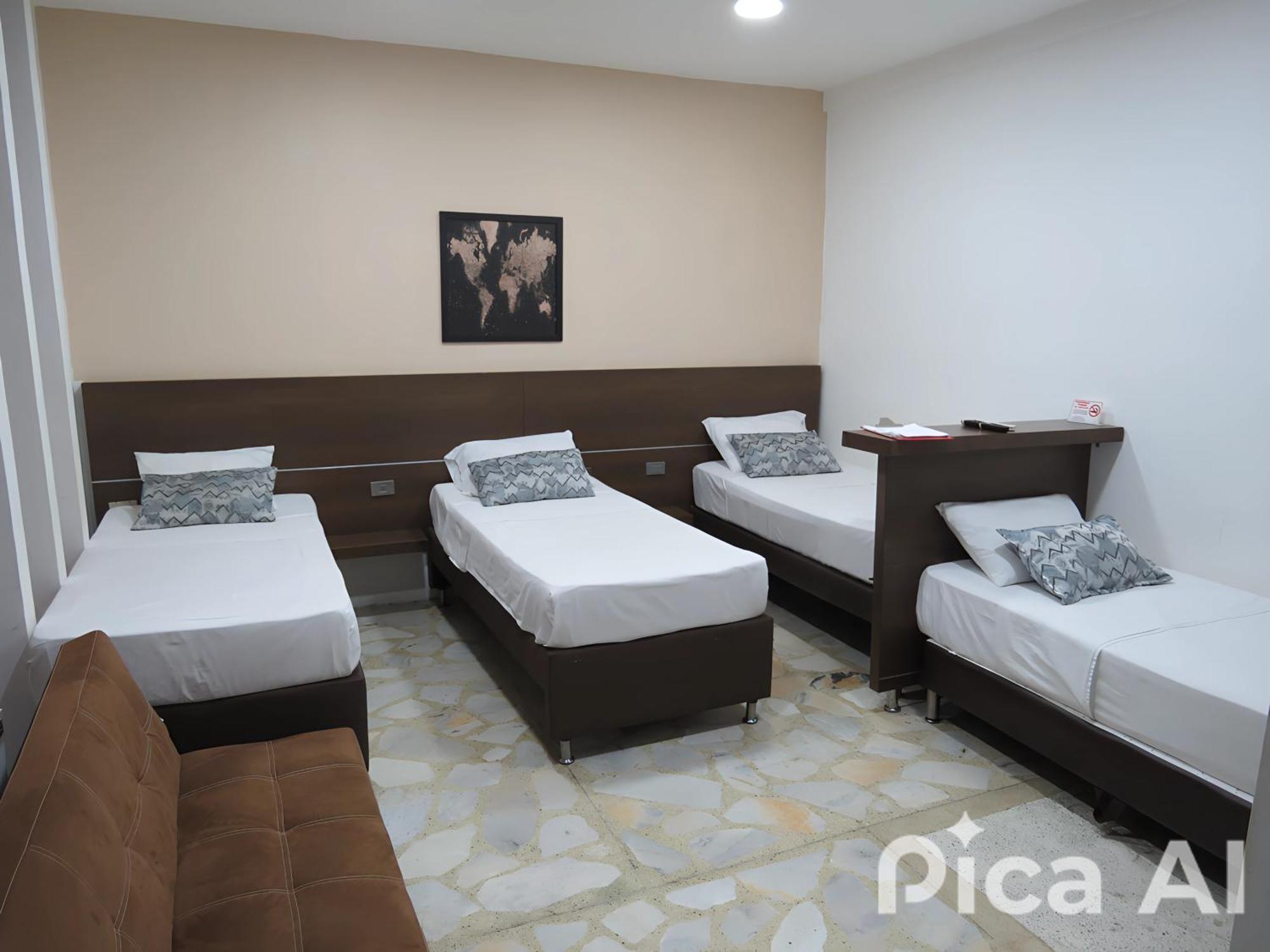 Hotel A & A Santa Alejandria Medellín Extérieur photo